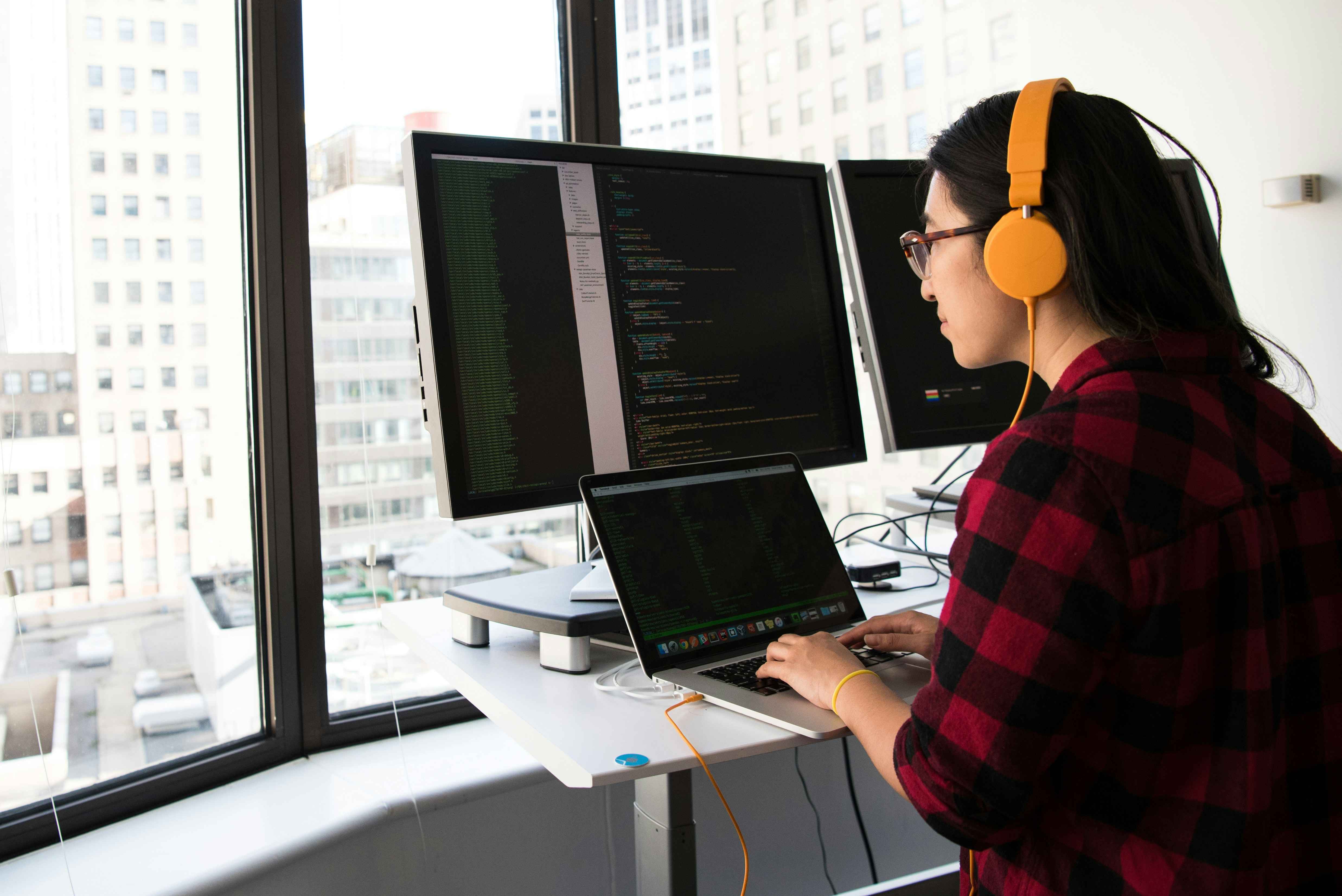 High-Tech Software Development & Consulting | Uranus Tech Labs